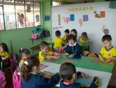 Fotos de Pequenos Estudiantes