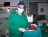 Fotos de Dr. Douglas Barros B. Cirujano Oncólogo